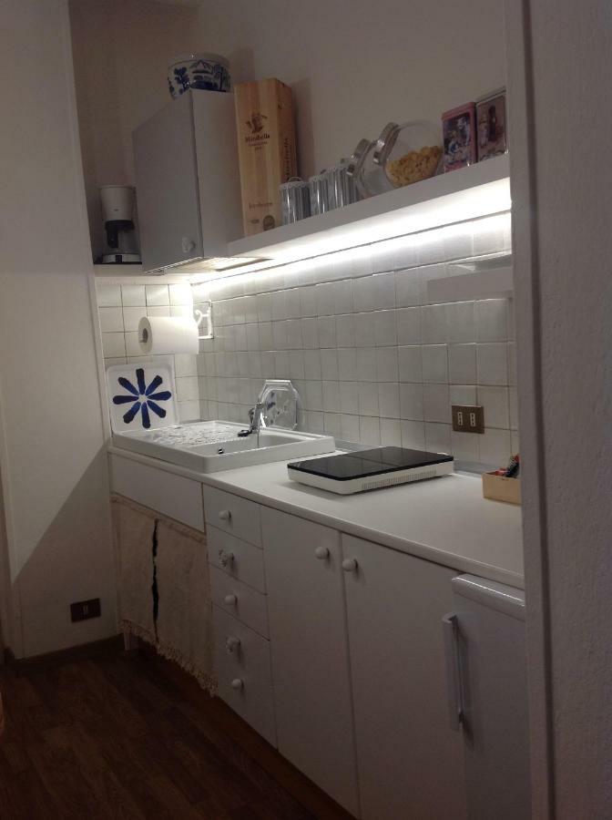 イゼーオ Il Gelsomino Bed & Breakfast エクステリア 写真
